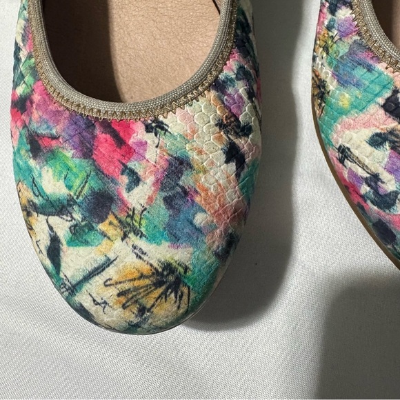 Dorking by Fluchos Short Wedge Heels – Size 37 (US 6.5) - Picture 2 of 10